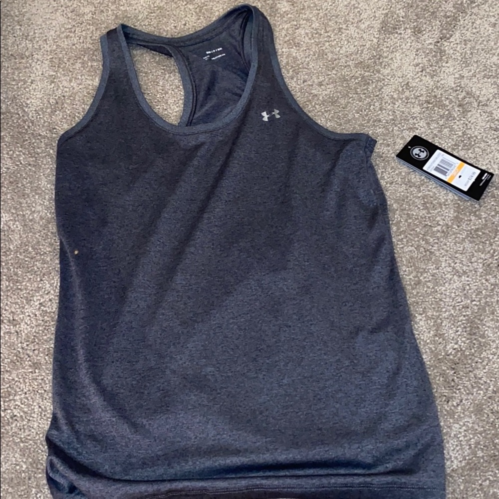 athletic shirt